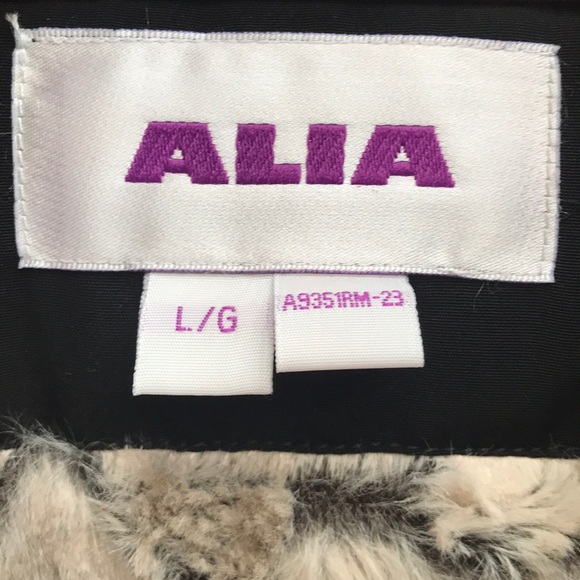 Alia Winter Jacket With Faux Fir Trim - Picture 3 of 12